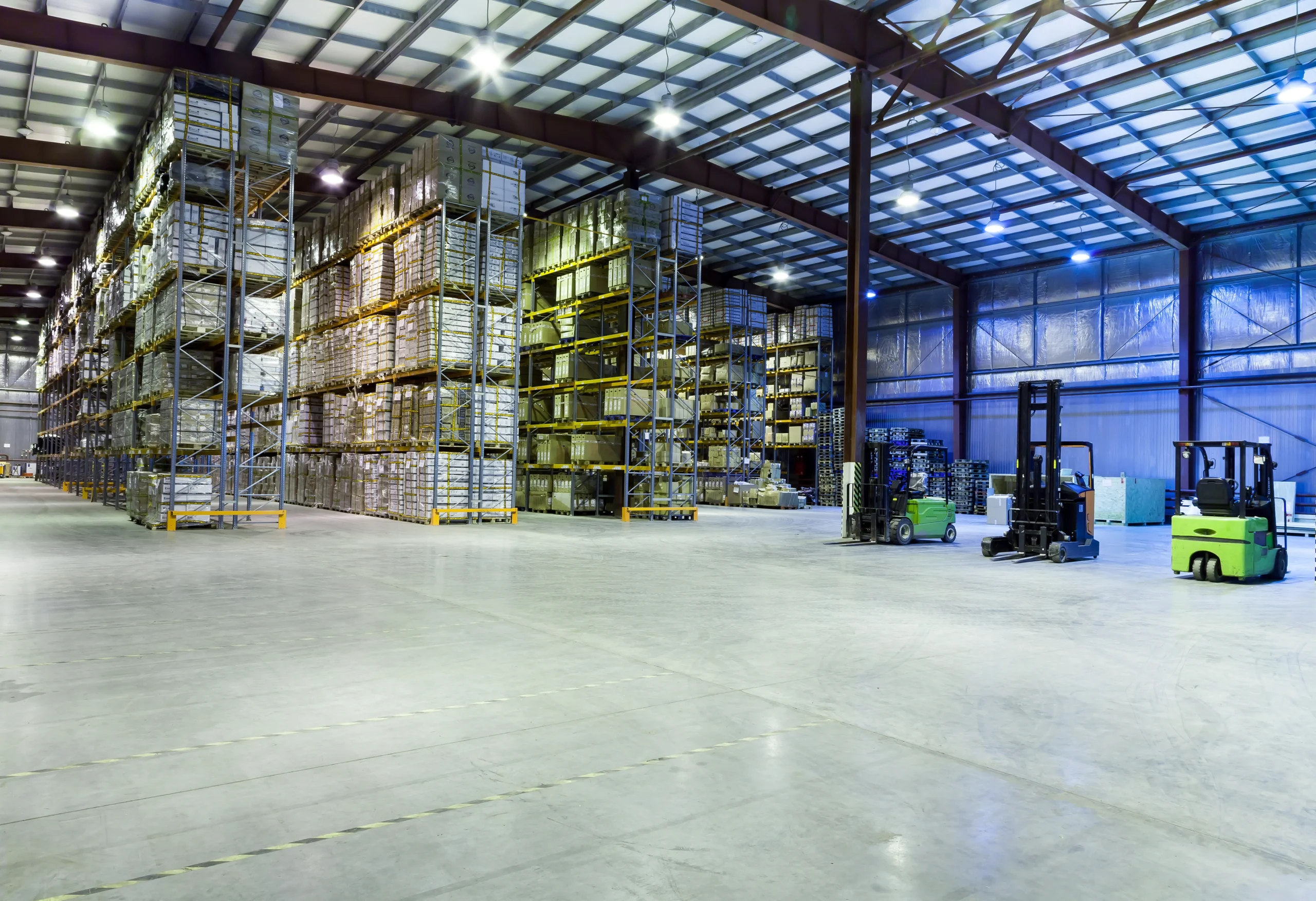 Photos of the warehouse and forklift